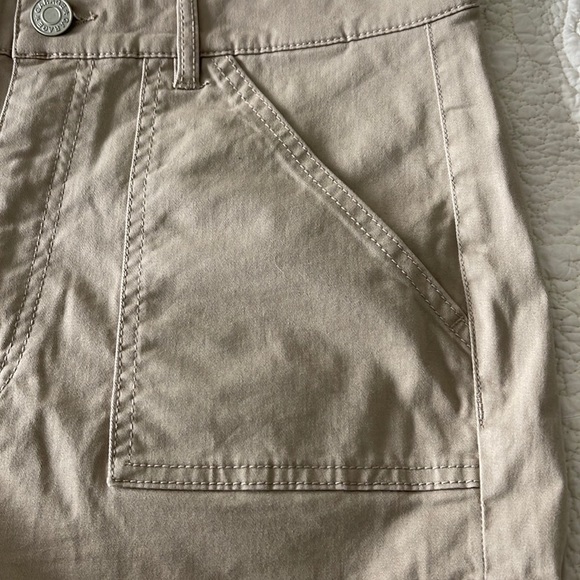 GARAGE Khaki Cargo Shorts - Picture 6 of 12